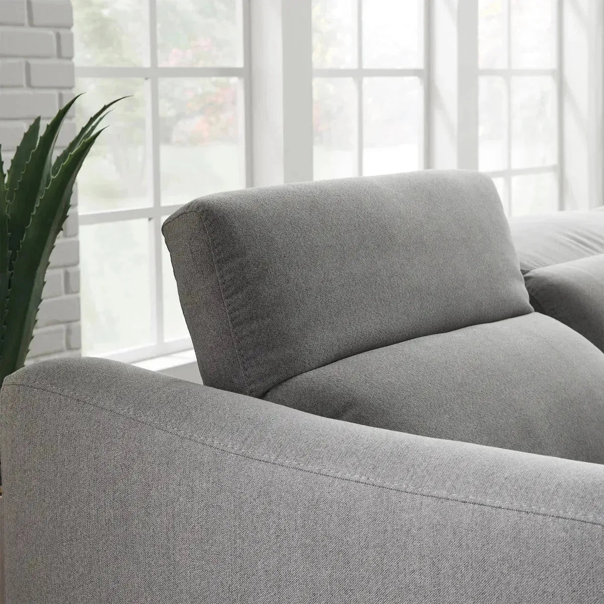 Finson 5-piece Power Reclining Fabric Sectional with 3 Power Headrests