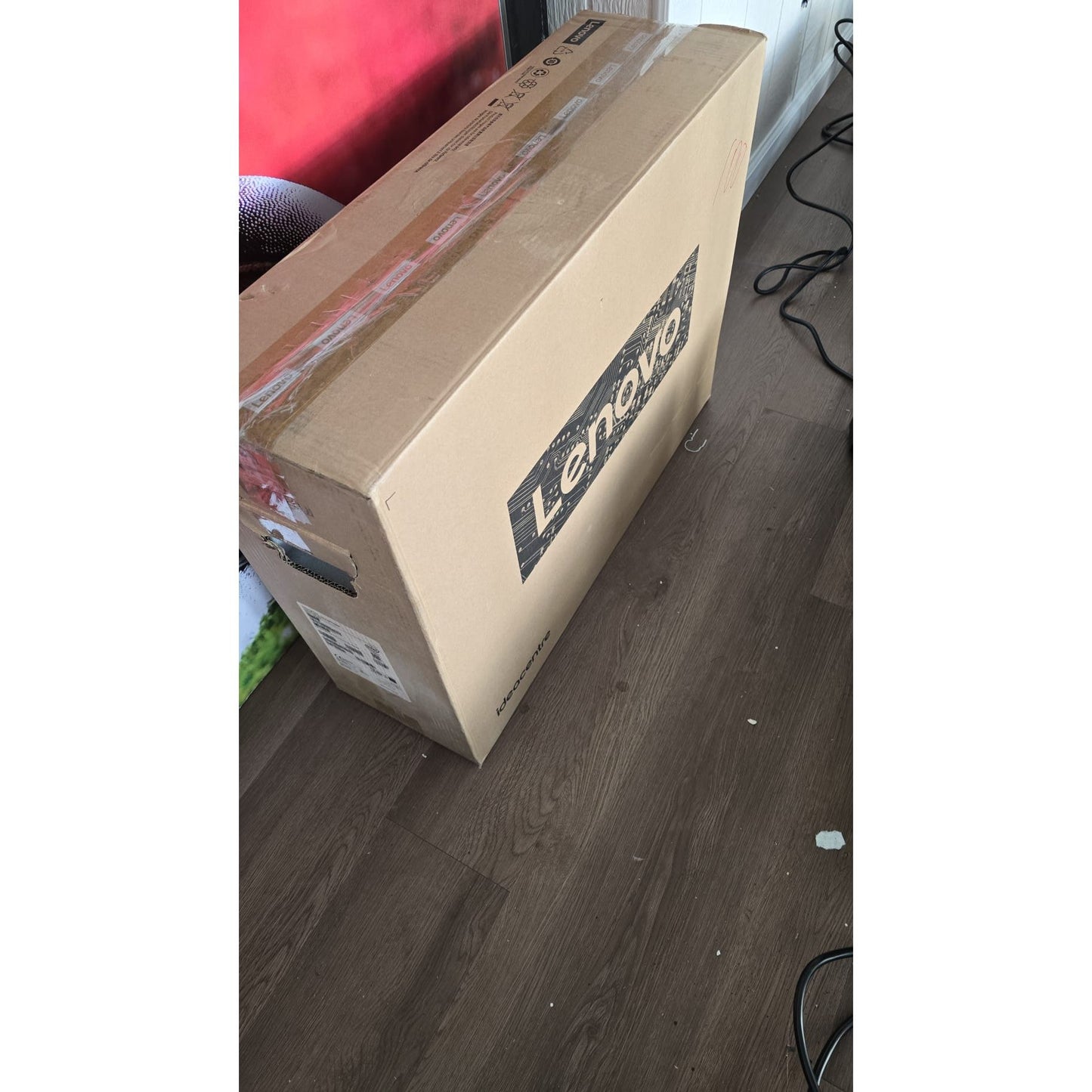 Lenovo IdeaCentre 5 27IMB05 All-in-One Computer