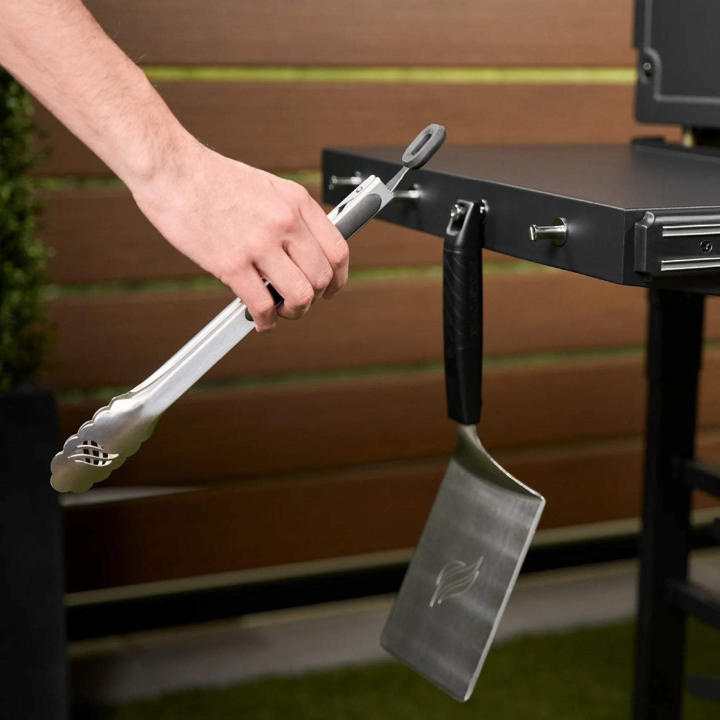 Blackstone Original Outdoor Griddle, 4-Burner 36inch Propane Flat Top Grill with Hood